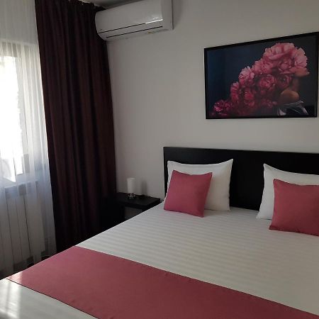 Mary Apartment Galaţi Dış mekan fotoğraf